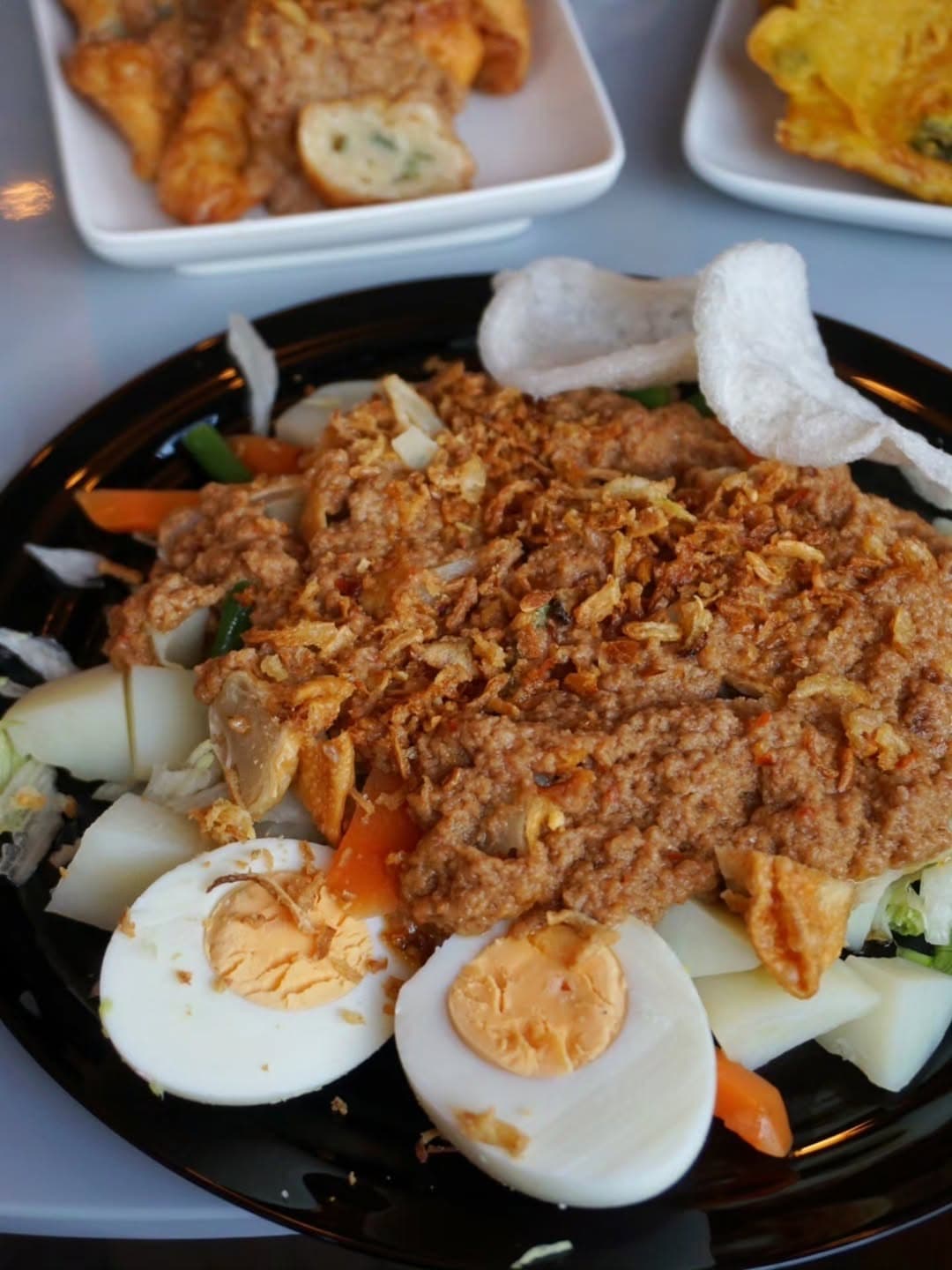 Gado-gado Indonesian salad at Indonesian Cafe